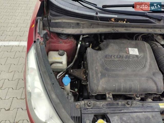 Красный Хендай их35, объемом двигателя 2 л и пробегом 238 тыс. км за 10800 $, фото 22 на Automoto.ua