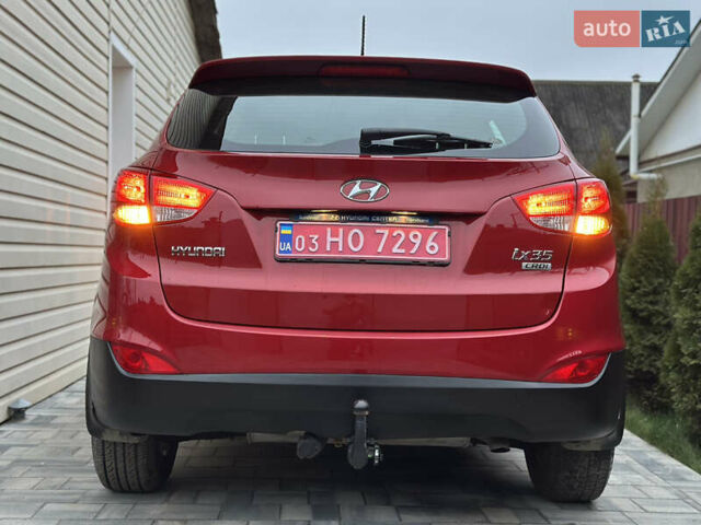 Червоний Хендай іх35, об'ємом двигуна 1.7 л та пробігом 240 тис. км за 10700 $, фото 16 на Automoto.ua
