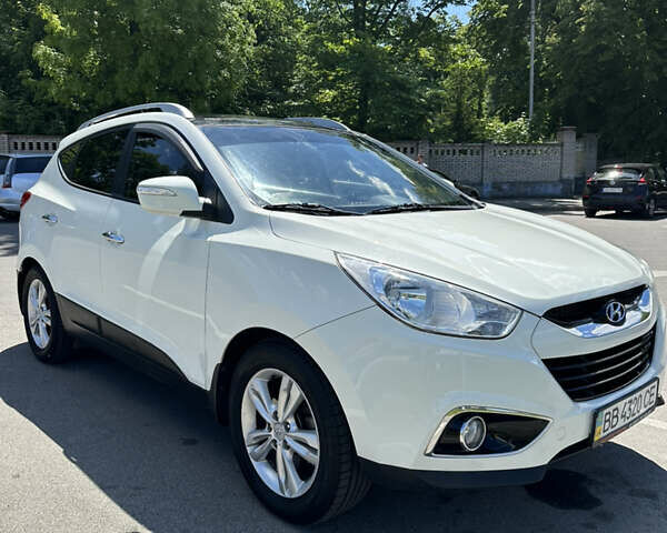 Хендай их35, объемом двигателя 2 л и пробегом 206 тыс. км за 12400 $, фото 6 на Automoto.ua