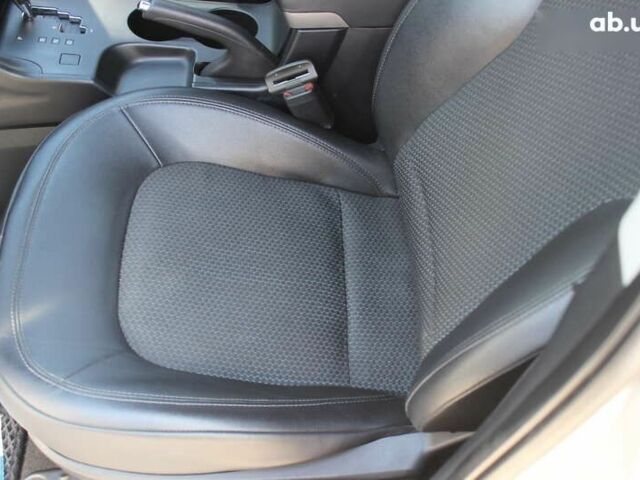 Хендай іх35, об'ємом двигуна 0 л та пробігом 134 тис. км за 12999 $, фото 20 на Automoto.ua