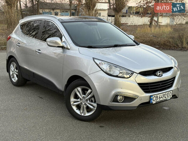 Хендай их35, объемом двигателя 2 л и пробегом 210 тыс. км за 11700 $, фото 2 на Automoto.ua