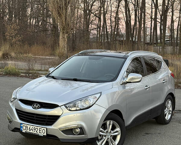 Хендай их35, объемом двигателя 2 л и пробегом 210 тыс. км за 11700 $, фото 3 на Automoto.ua
