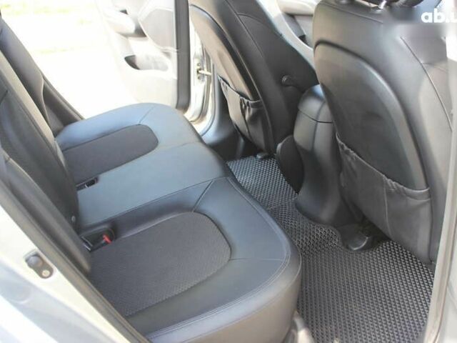 Хендай іх35, об'ємом двигуна 0 л та пробігом 134 тис. км за 12999 $, фото 25 на Automoto.ua