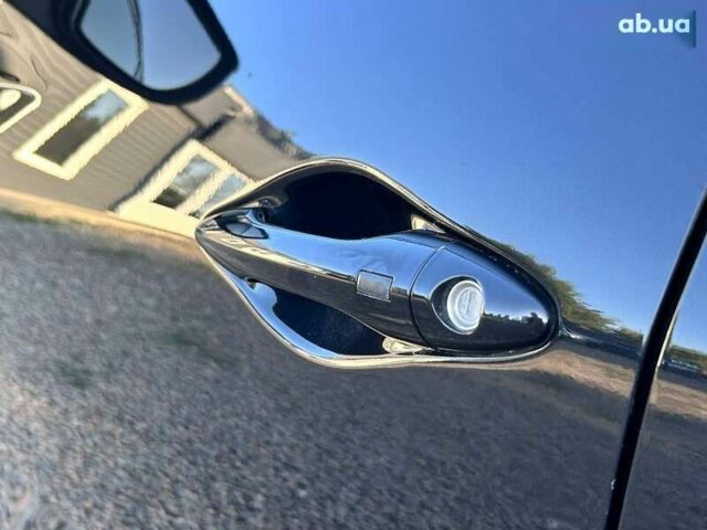 Хендай их35, объемом двигателя 2 л и пробегом 243 тыс. км за 10000 $, фото 9 на Automoto.ua