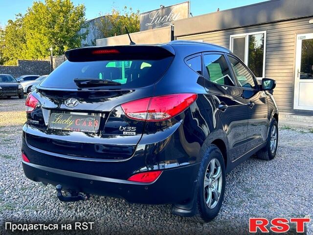 Хендай іх35, об'ємом двигуна 2 л та пробігом 243 тис. км за 10000 $, фото 3 на Automoto.ua