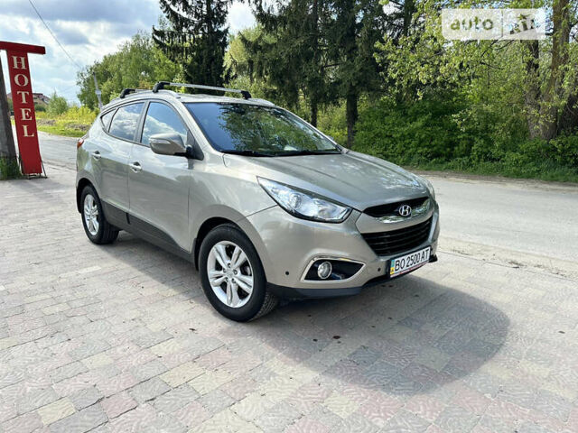 Хендай их35, объемом двигателя 2 л и пробегом 192 тыс. км за 12300 $, фото 7 на Automoto.ua