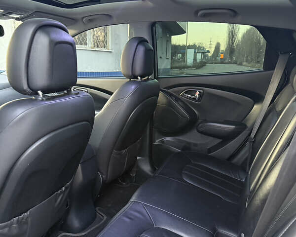 Хендай их35, объемом двигателя 2 л и пробегом 210 тыс. км за 11700 $, фото 28 на Automoto.ua
