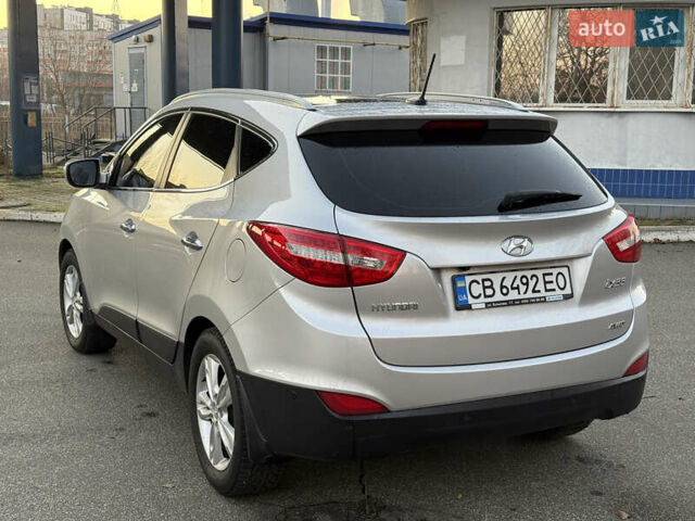 Хендай их35, объемом двигателя 2 л и пробегом 210 тыс. км за 11700 $, фото 10 на Automoto.ua