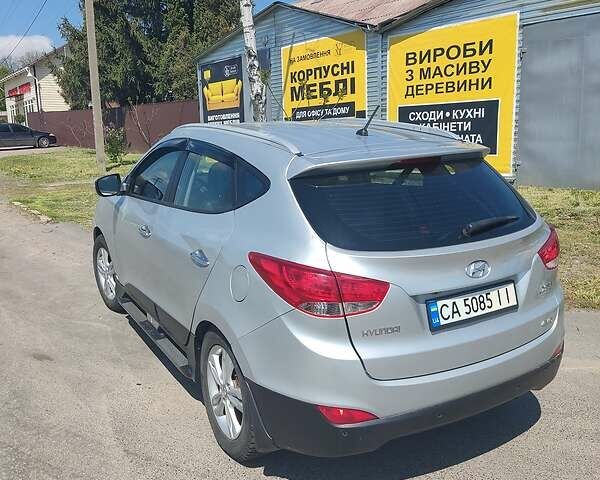 Хендай іх35, об'ємом двигуна 2 л та пробігом 176 тис. км за 10500 $, фото 7 на Automoto.ua