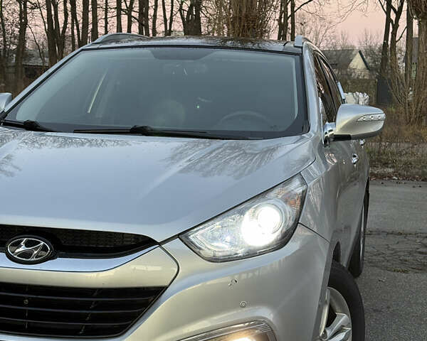 Хендай их35, объемом двигателя 2 л и пробегом 210 тыс. км за 11700 $, фото 14 на Automoto.ua