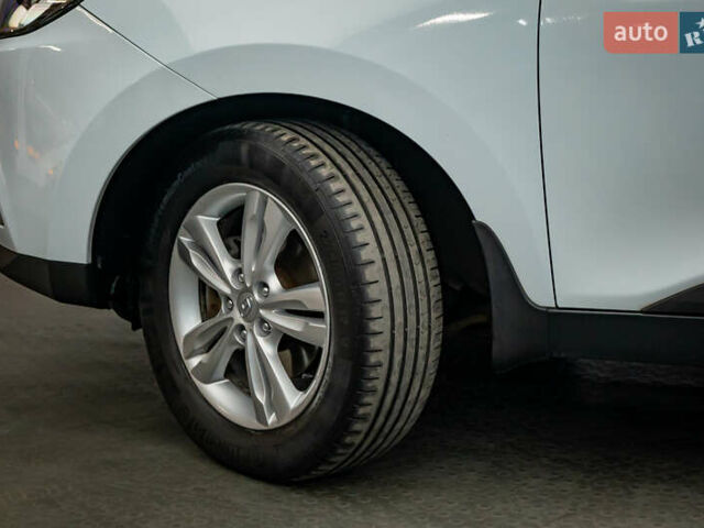 Хендай іх35, об'ємом двигуна 2 л та пробігом 149 тис. км за 11512 $, фото 7 на Automoto.ua