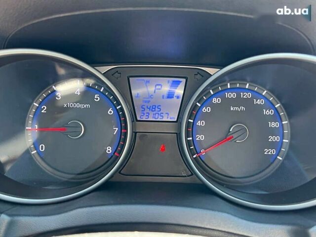 Хендай их35, объемом двигателя 2 л и пробегом 230 тыс. км за 9550 $, фото 11 на Automoto.ua