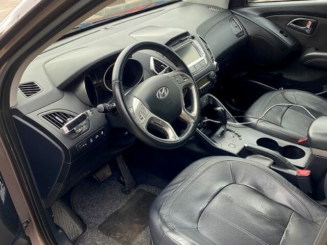 Хендай их35 2011 в Одессе на Automoto.ua Хендай их35, объемом двигателя 2 л и пробегом 137 тыс. км за 12000 $, фото 5 на Automoto.ua