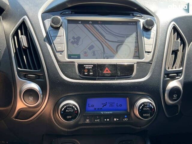 Хендай их35, объемом двигателя 2 л и пробегом 230 тыс. км за 9550 $, фото 13 на Automoto.ua