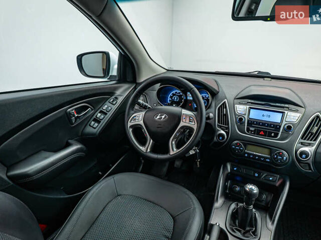 Хендай іх35, об'ємом двигуна 2 л та пробігом 149 тис. км за 11512 $, фото 10 на Automoto.ua