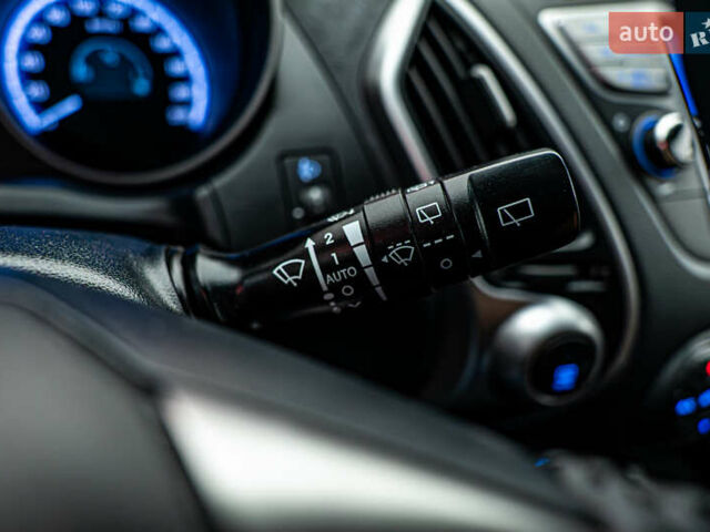 Хендай іх35, об'ємом двигуна 2 л та пробігом 149 тис. км за 11512 $, фото 13 на Automoto.ua