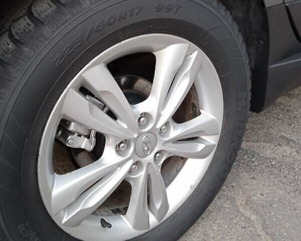 Хендай их35, объемом двигателя 2 л и пробегом 128 тыс. км за 11000 $, фото 25 на Automoto.ua