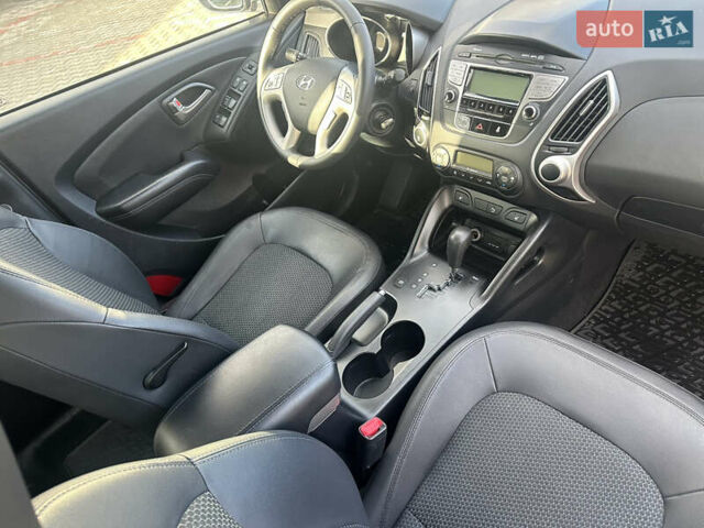 Хендай их35, объемом двигателя 2 л и пробегом 253 тыс. км за 13800 $, фото 12 на Automoto.ua