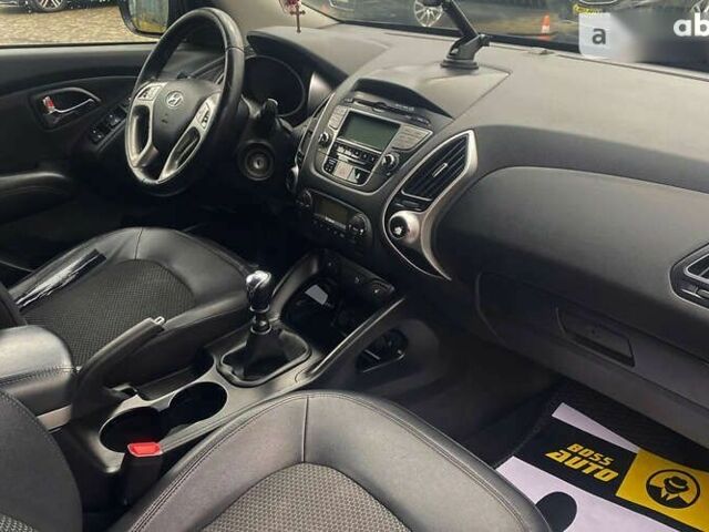 Хендай іх35, об'ємом двигуна 2 л та пробігом 233 тис. км за 11990 $, фото 15 на Automoto.ua