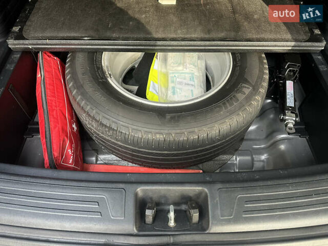 Хендай их35 2012 в Ровно на Automoto.ua Хендай их35, объемом двигателя 2 л и пробегом 253 тыс. км за 13700 $, фото 17 на Automoto.ua