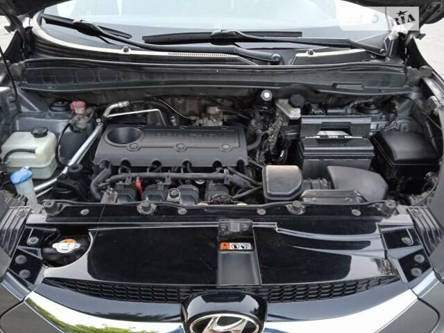 Хендай их35, объемом двигателя 2 л и пробегом 128 тыс. км за 11000 $, фото 18 на Automoto.ua