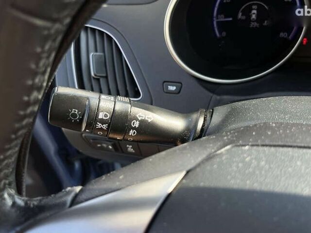 Хендай их35, объемом двигателя 2 л и пробегом 90 тыс. км за 12700 $, фото 18 на Automoto.ua