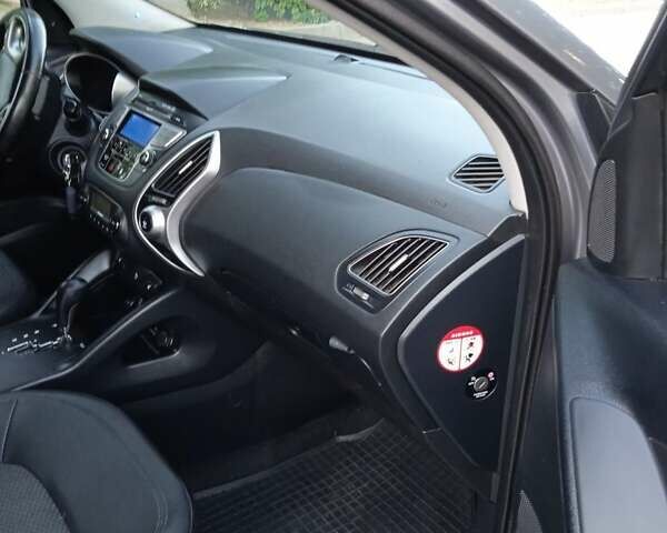 Хендай их35, объемом двигателя 2 л и пробегом 128 тыс. км за 11000 $, фото 16 на Automoto.ua