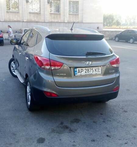 Хендай их35, объемом двигателя 2 л и пробегом 128 тыс. км за 11000 $, фото 1 на Automoto.ua