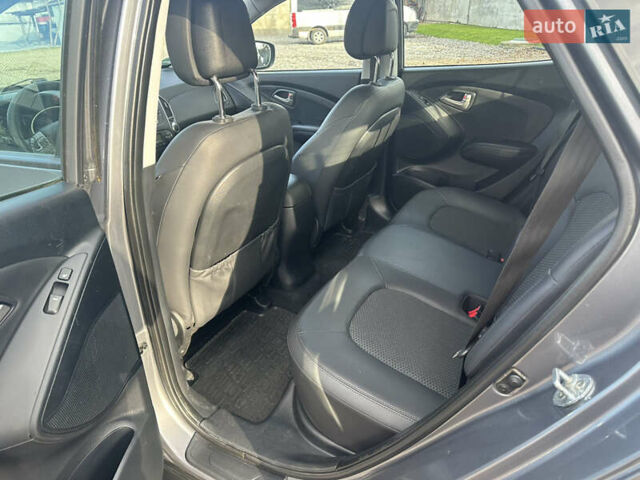 Хендай их35, объемом двигателя 2 л и пробегом 253 тыс. км за 13800 $, фото 14 на Automoto.ua