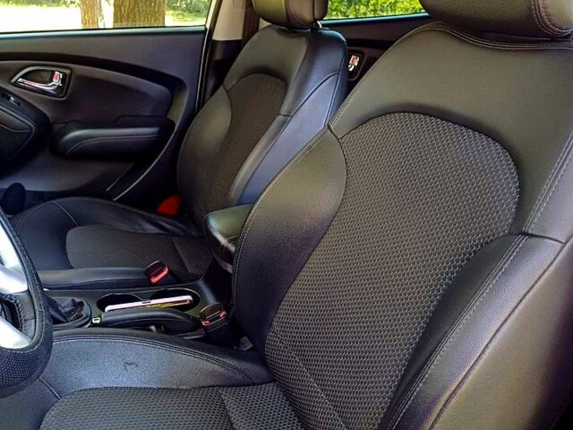 Хендай их35, объемом двигателя 2 л и пробегом 0 тыс. км за 12100 $, фото 6 на Automoto.ua