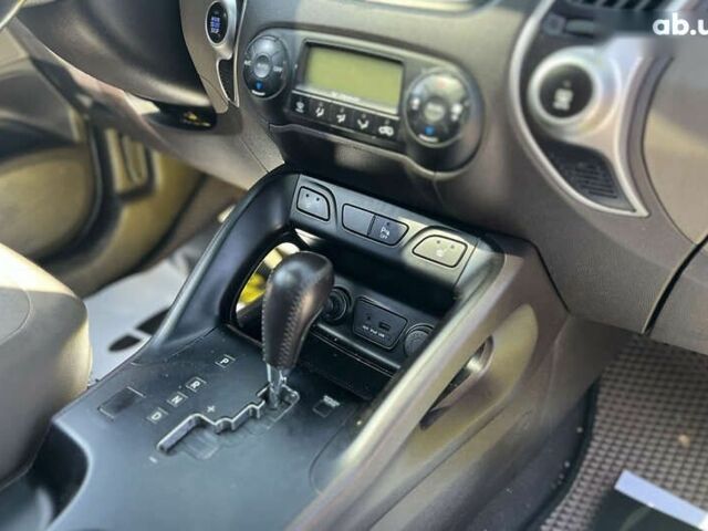 Хендай их35, объемом двигателя 0 л и пробегом 178 тыс. км за 13700 $, фото 24 на Automoto.ua