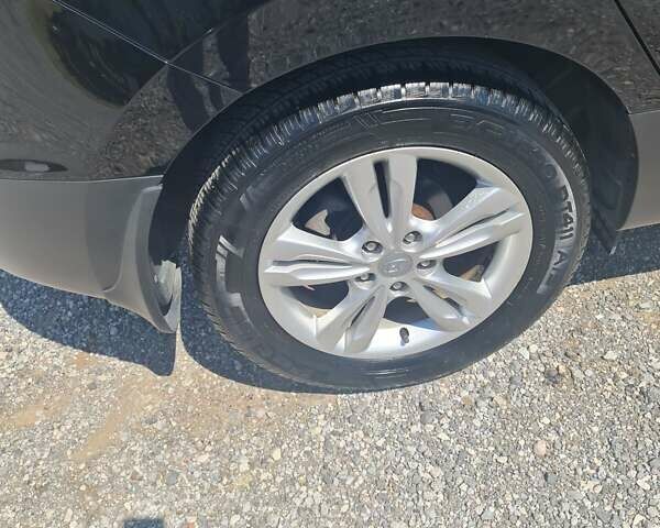 Хендай их35, объемом двигателя 2 л и пробегом 288 тыс. км за 11500 $, фото 11 на Automoto.ua