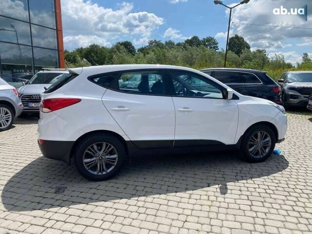 Хендай их35, объемом двигателя 0 л и пробегом 103 тыс. км за 12500 $, фото 3 на Automoto.ua