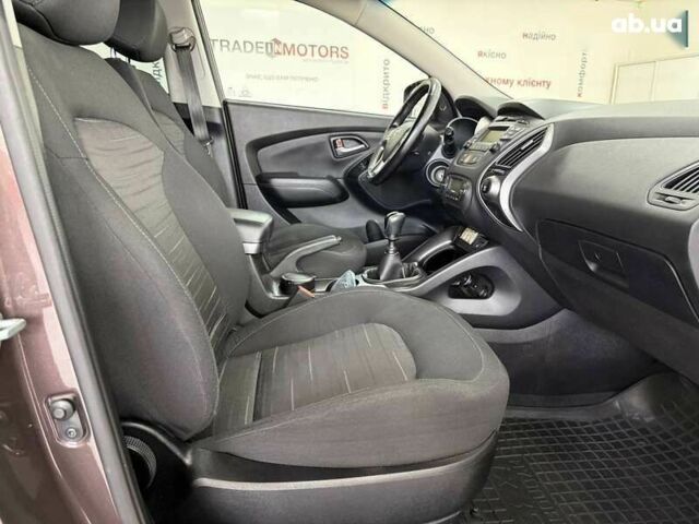 Хендай іх35, об'ємом двигуна 2 л та пробігом 155 тис. км за 13990 $, фото 28 на Automoto.ua