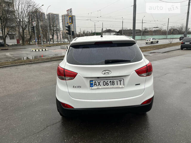 Хендай іх35, об'ємом двигуна 2 л та пробігом 81 тис. км за 14700 $, фото 8 на Automoto.ua