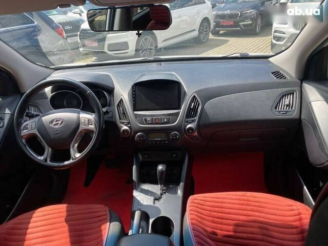 Хендай их35, объемом двигателя 0 л и пробегом 103 тыс. км за 12500 $, фото 8 на Automoto.ua