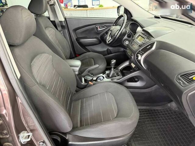 Хендай іх35, об'ємом двигуна 2 л та пробігом 155 тис. км за 13990 $, фото 27 на Automoto.ua