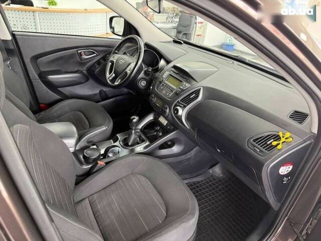 Хендай іх35, об'ємом двигуна 2 л та пробігом 155 тис. км за 13990 $, фото 26 на Automoto.ua