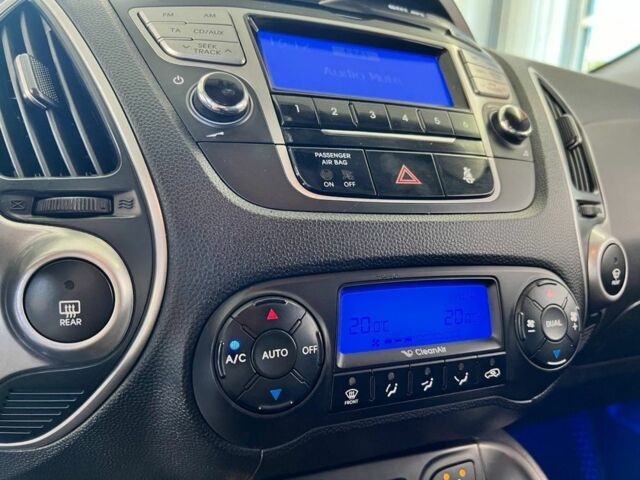 Серый Хендай их35, объемом двигателя 2 л и пробегом 163 тыс. км за 10800 $, фото 14 на Automoto.ua