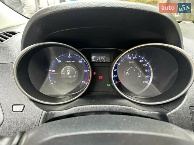 Сірий Хендай іх35, об'ємом двигуна 2 л та пробігом 215 тис. км за 11600 $, фото 7 на Automoto.ua