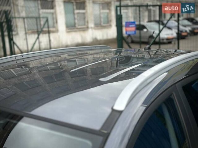 Серый Хендай их35, объемом двигателя 1.7 л и пробегом 192 тыс. км за 14250 $, фото 99 на Automoto.ua