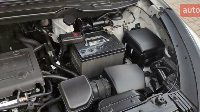 Серый Хендай их35, объемом двигателя 2 л и пробегом 151 тыс. км за 11450 $, фото 53 на Automoto.ua