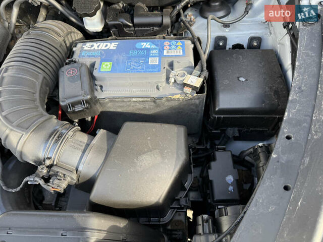 Серый Хендай их35, объемом двигателя 2 л и пробегом 260 тыс. км за 9800 $, фото 34 на Automoto.ua