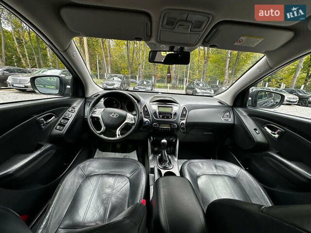 Хендай их35 2010 в Виннице на Automoto.ua Серый Хендай их35, объемом двигателя 2 л и пробегом 261 тыс. км за 9999 $, фото 7 на Automoto.ua