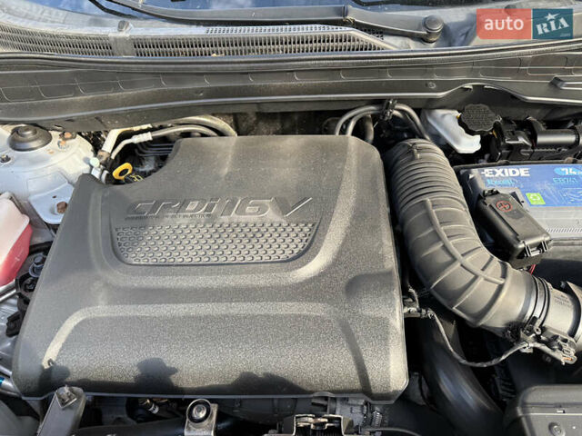 Серый Хендай их35, объемом двигателя 2 л и пробегом 260 тыс. км за 9300 $, фото 25 на Automoto.ua