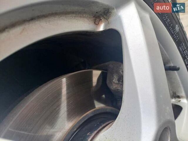 Серый Хендай их35, объемом двигателя 2 л и пробегом 244 тыс. км за 10950 $, фото 23 на Automoto.ua