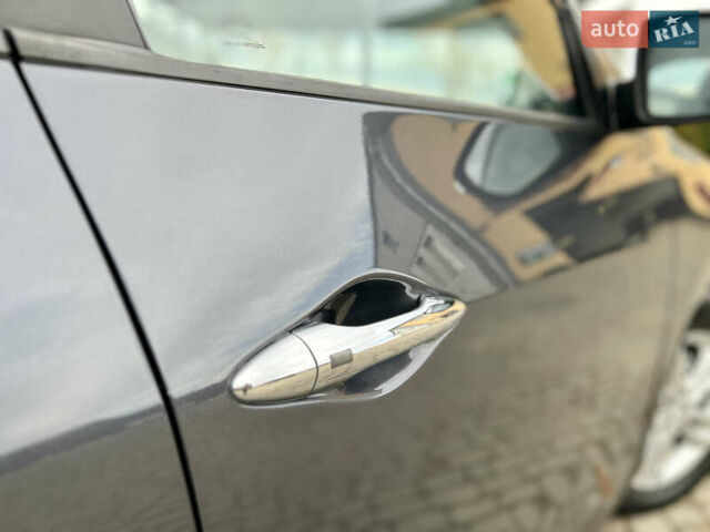 Серый Хендай их35, объемом двигателя 2 л и пробегом 262 тыс. км за 12150 $, фото 35 на Automoto.ua