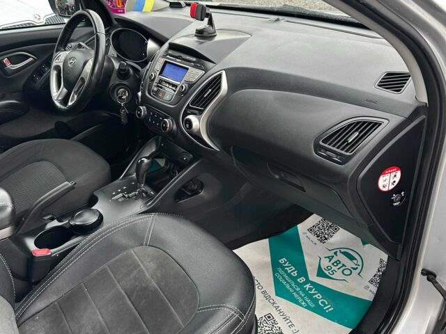 Сірий Хендай іх35, об'ємом двигуна 2 л та пробігом 209 тис. км за 11500 $, фото 3 на Automoto.ua
