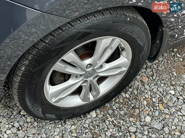 Хендай их35 2010 в Виннице на Automoto.ua Серый Хендай их35, объемом двигателя 2 л и пробегом 261 тыс. км за 9999 $, фото 13 на Automoto.ua