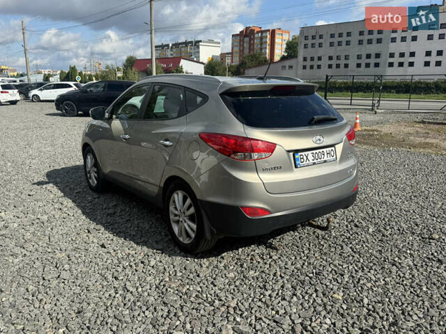 Хендай их35 2010 в Хмельницком на Automoto.ua Серый Хендай их35, объемом двигателя 2 л и пробегом 180 тыс. км за 11000 $, фото 2 на Automoto.ua